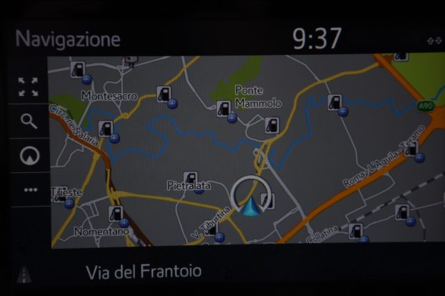 TOYOTA RAV 4 MY23 usata, con Controllo automatico clima