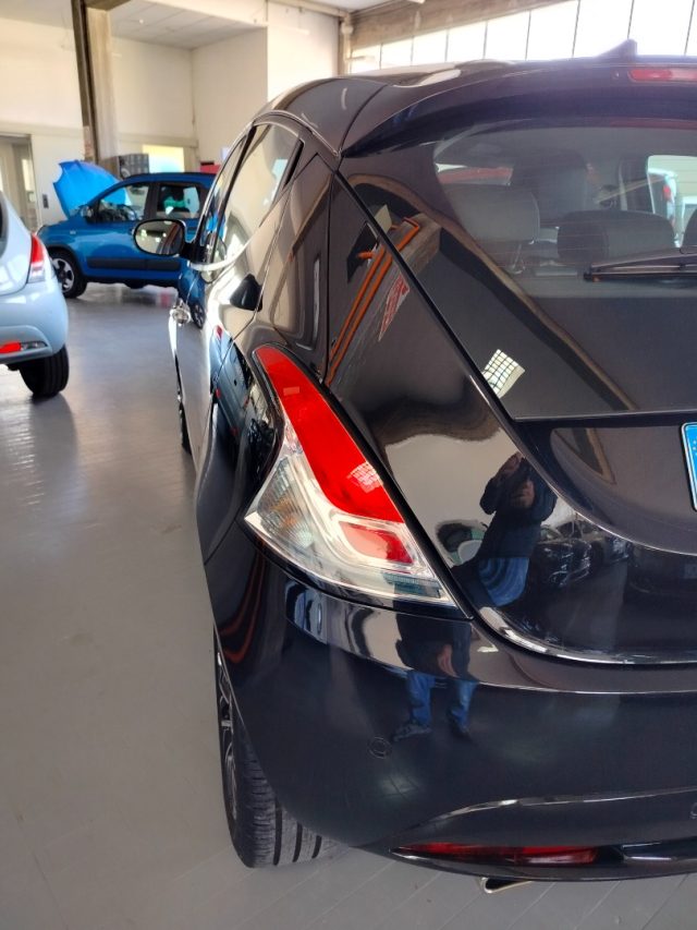 LANCIA Ypsilon usata 13