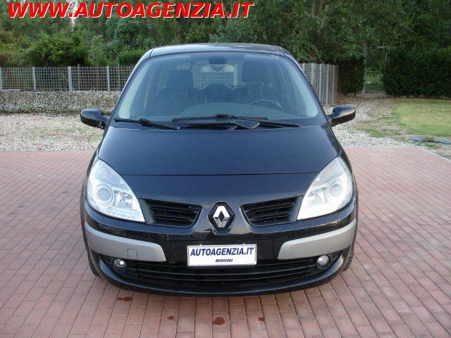 RENAULT Scenic usata 5