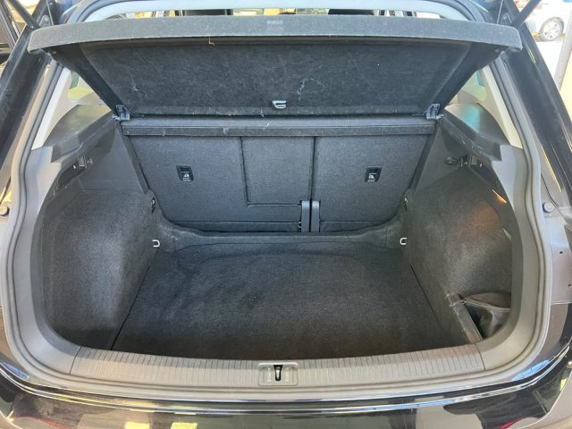 VOLKSWAGEN Tiguan usata, con Boardcomputer