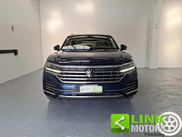 VOLKSWAGEN Touareg usata, con Airbag
