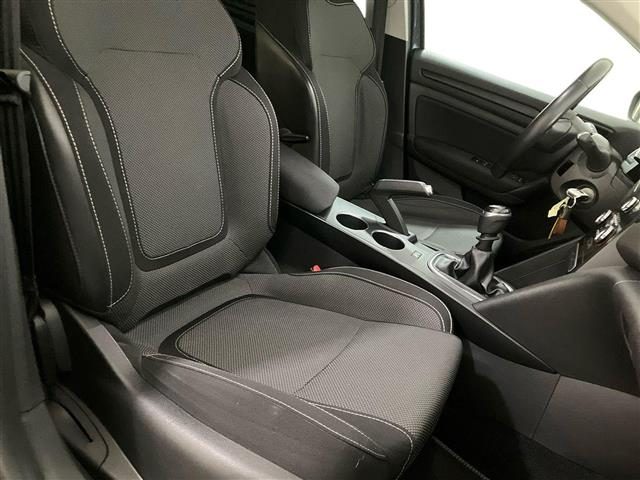 RENAULT Megane usata, con Volante in pelle