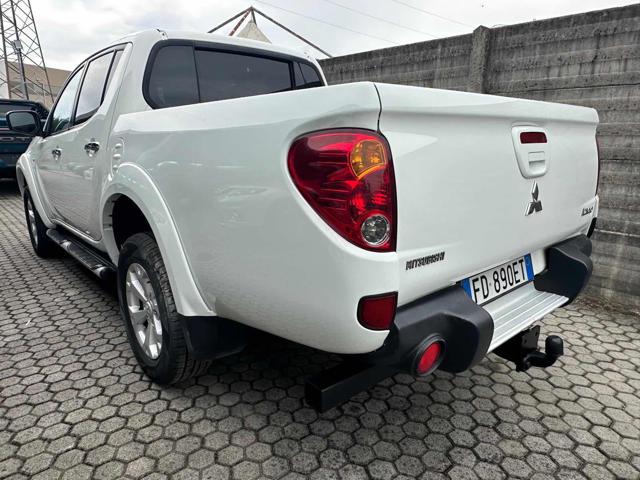 MITSUBISHI L200 usata, con Alzacristalli elettrici