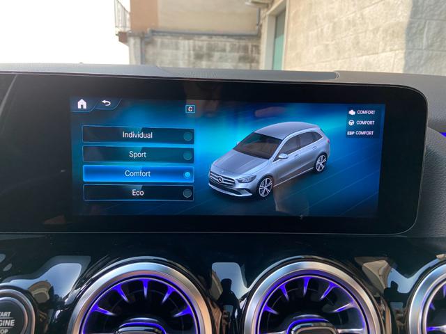 MERCEDES-BENZ B 180 usata, con Specchietti laterali elettrici