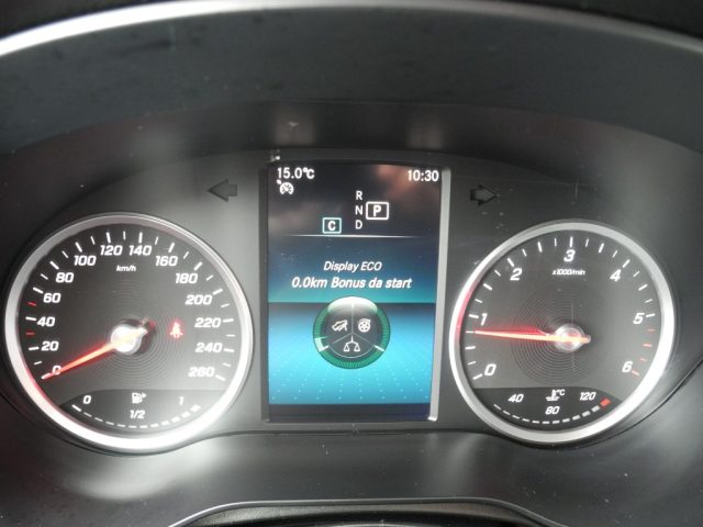 MERCEDES-BENZ GLC 300 usata, con Leve al volante