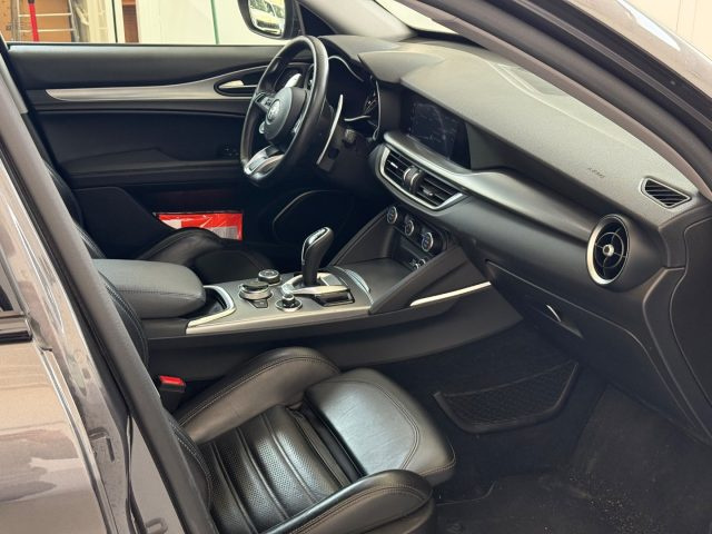 ALFA ROMEO Stelvio usata, con Freno di stazionamento elettrico