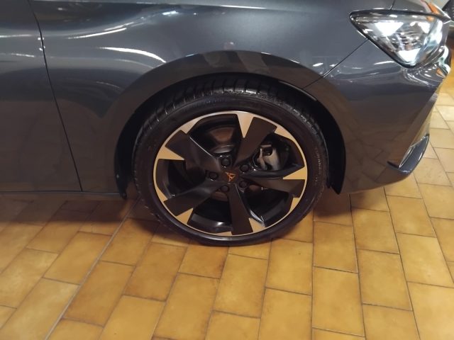 CUPRA Leon usata, con Autoradio digitale