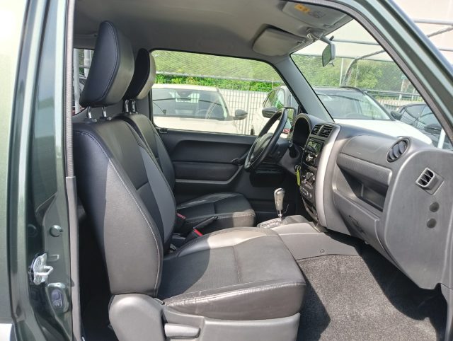 SUZUKI Jimny usata, con Trazione integrale
