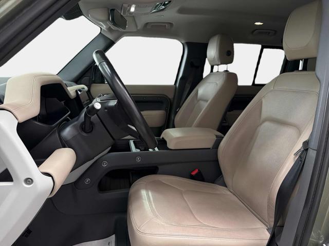 LAND ROVER Defender usata, con Boardcomputer