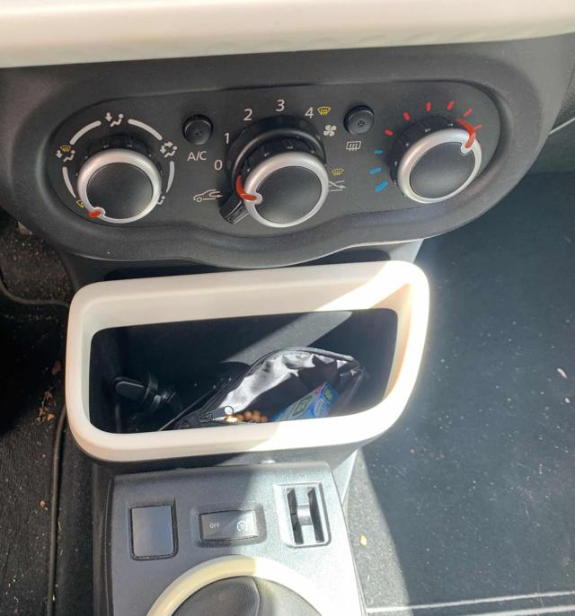 RENAULT Twingo usata, con Interni in pelle