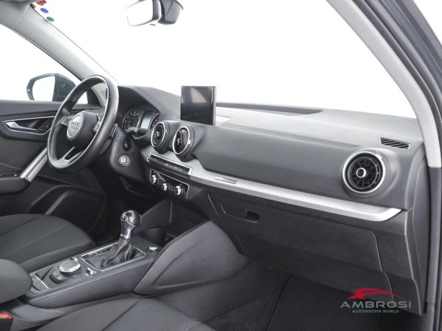 AUDI Q2 usata 11