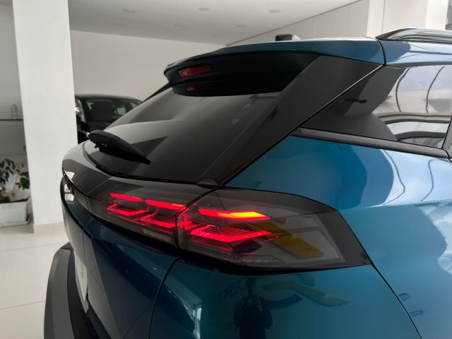 PEUGEOT 2008 usata, con Controllo automatico clima