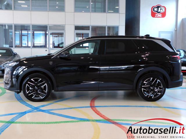 PEUGEOT 5008 usata, con Portellone posteriore elettrico