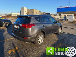 TOYOTA RAV 4 usata, con Alzacristalli elettrici
