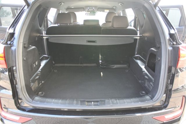 SSANGYONG REXTON usata, con Autoradio digitale