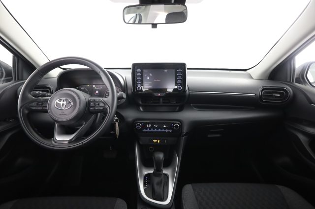 TOYOTA Yaris usata 4