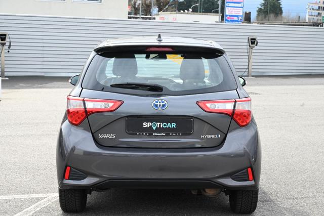TOYOTA Yaris usata, con Autoradio