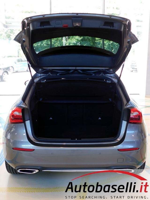 MERCEDES-BENZ A 180 usata 90