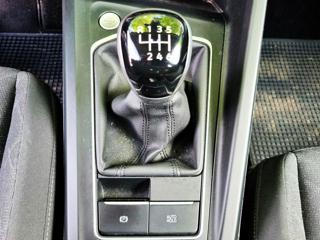 VOLKSWAGEN Golf usata, con Fari full-led