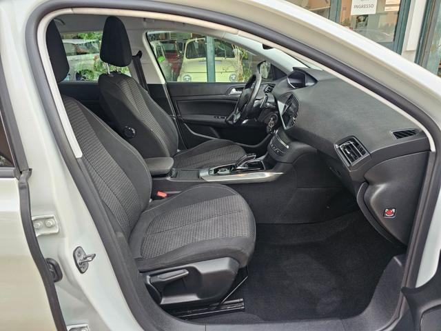 PEUGEOT 308 usata, con Cerchi in lega