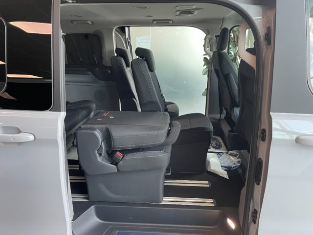 FORD Tourneo Custom usata, con Fari LED