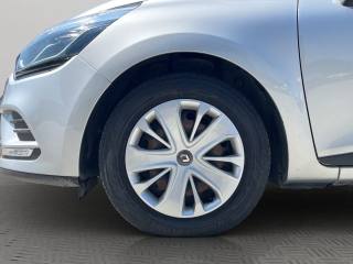 RENAULT Clio usata 15