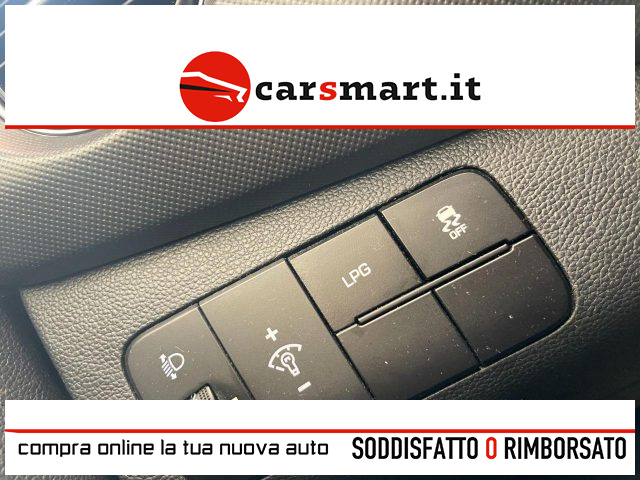 HYUNDAI i10 usata 18