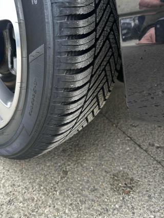 MERCEDES-BENZ E 200 usata, con Cerchi in lega