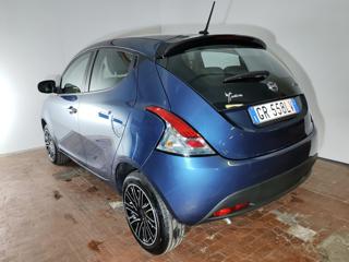LANCIA Ypsilon usata, con Autoradio