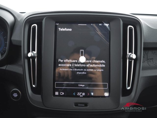 VOLVO XC40 usata 14
