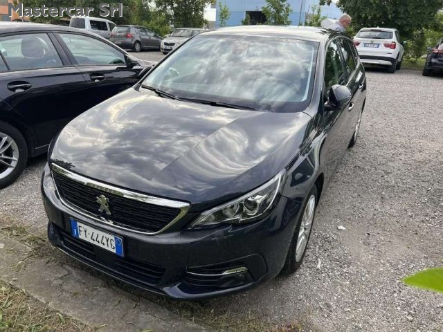 PEUGEOT 308 usata, con Airbag