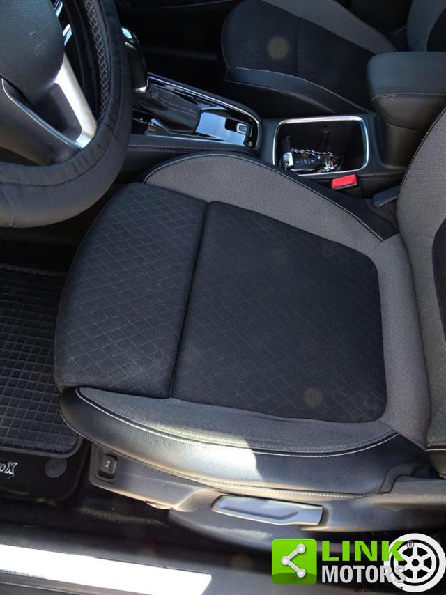 OPEL Grandland X usata, con Luci diurne LED