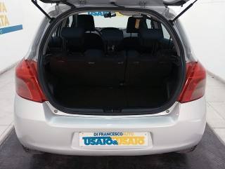 TOYOTA Yaris usata, con Servosterzo