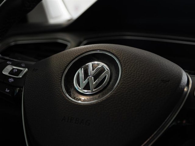 VOLKSWAGEN T-Roc usata, con Servosterzo