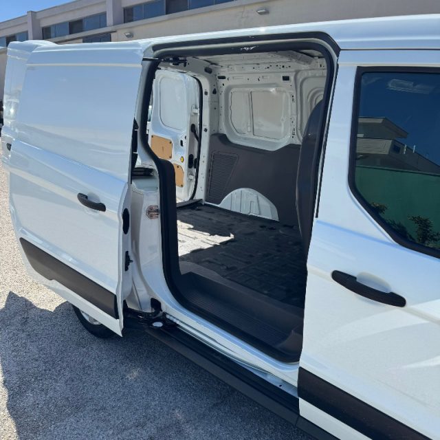 FORD Transit Connect usata, con Sensori di parcheggio anteriori