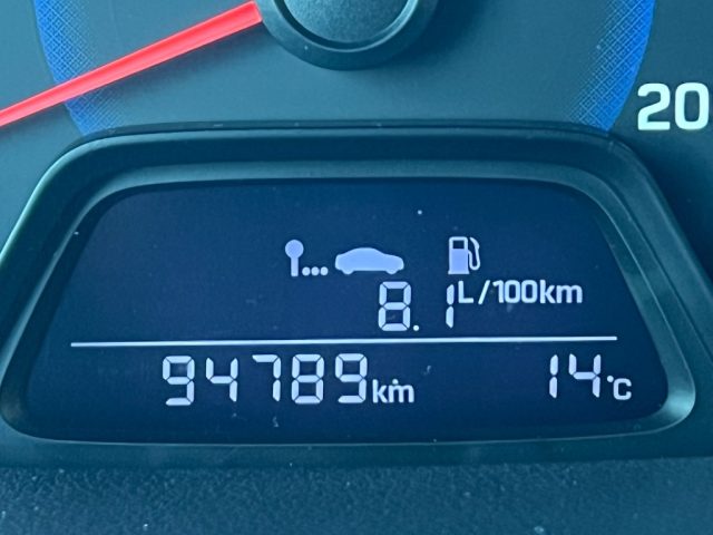 HYUNDAI i10 usata, con Volante multifunzione