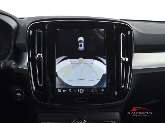 VOLVO XC40 usata 14