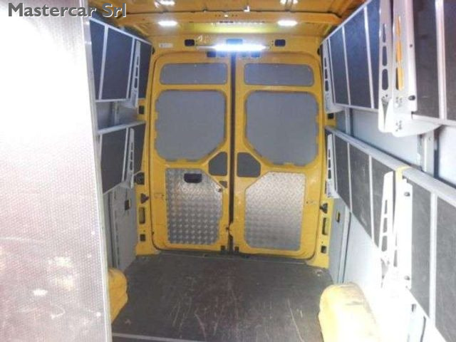 VOLKSWAGEN Crafter usata 10