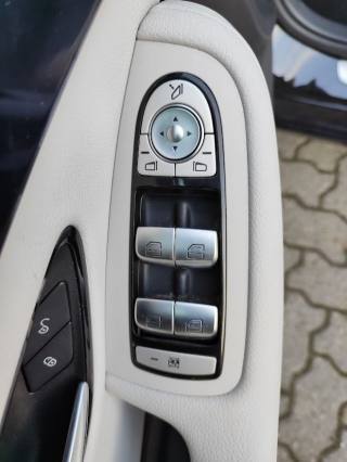 MERCEDES-BENZ C 180 usata, con Fari Xenon