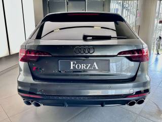 AUDI S4 usata, con Autoradio