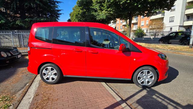 FORD Tourneo Courier usata, con Chiusura centralizzata