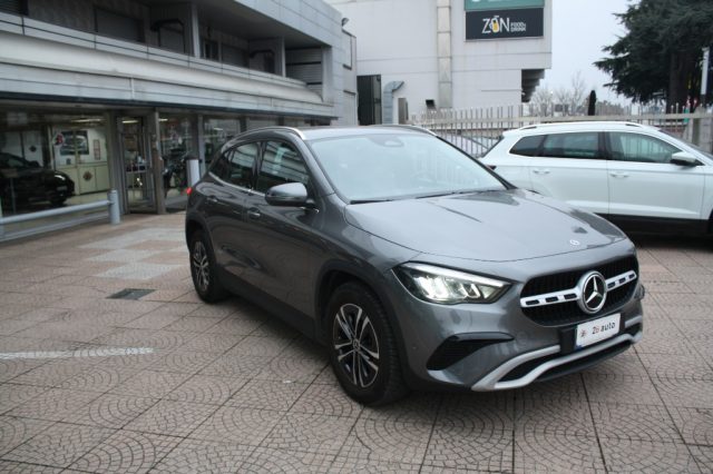 MERCEDES-BENZ GLA 200 usata, con Chiusura centralizzata