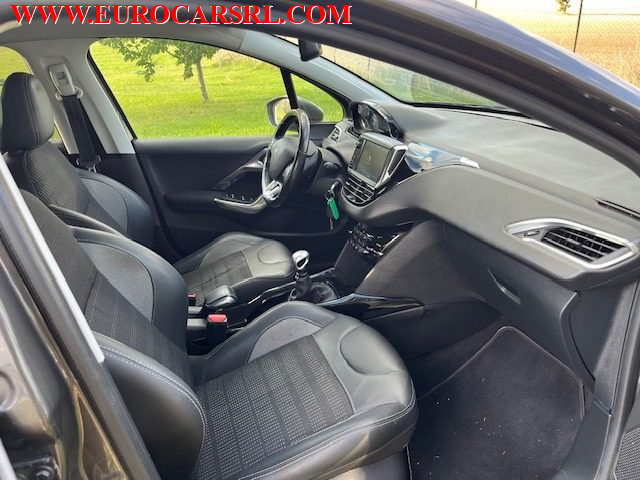 PEUGEOT 2008 usata 21