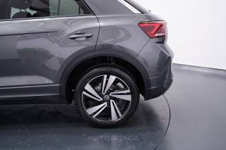 VOLKSWAGEN T-Roc usata 32