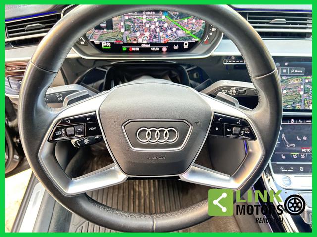 AUDI A8 usata, con Park Distance Control