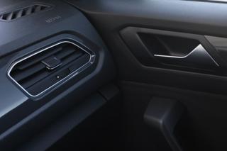 VOLKSWAGEN T-Roc usata, con Sensori di parcheggio posteriori