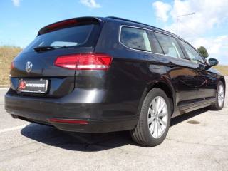 VOLKSWAGEN Passat Variant usata, con Antifurto