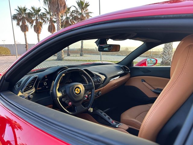 FERRARI 488 GTB usata, con Fari Xenon