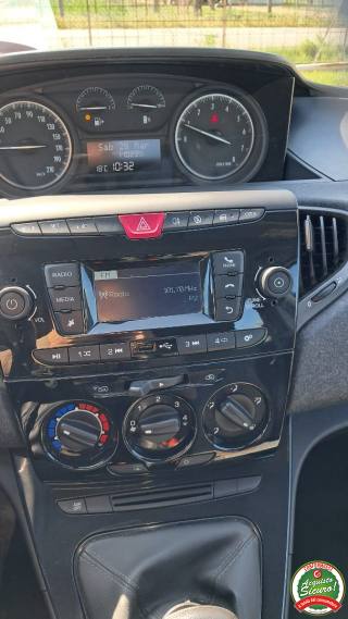LANCIA Ypsilon usata, con Autoradio