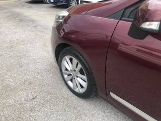 RENAULT Scenic usata, con Specchietti laterali elettrici